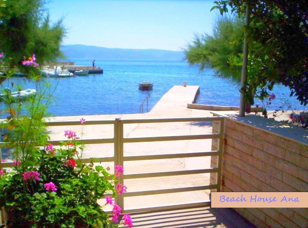 Beach House - Apartments Ana Дуче Екстер'єр фото
